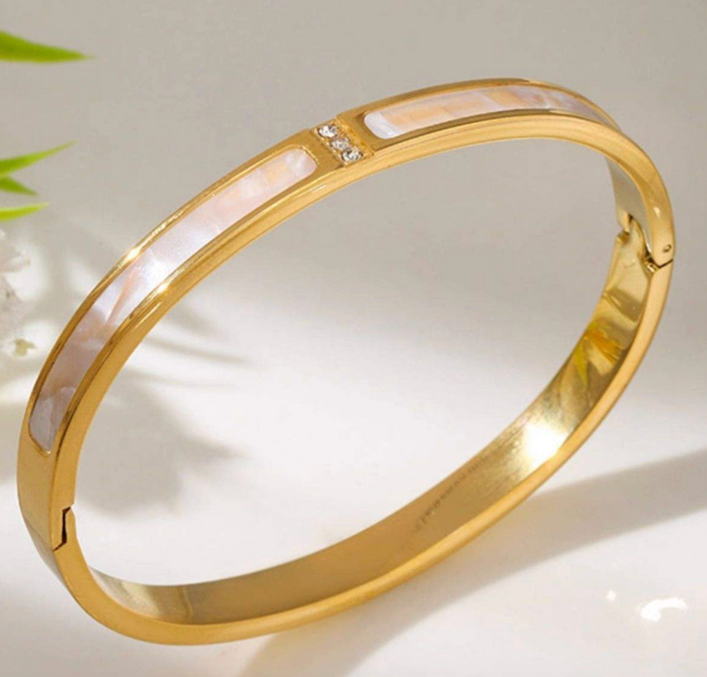 Womens Elegant Fine Bracelet