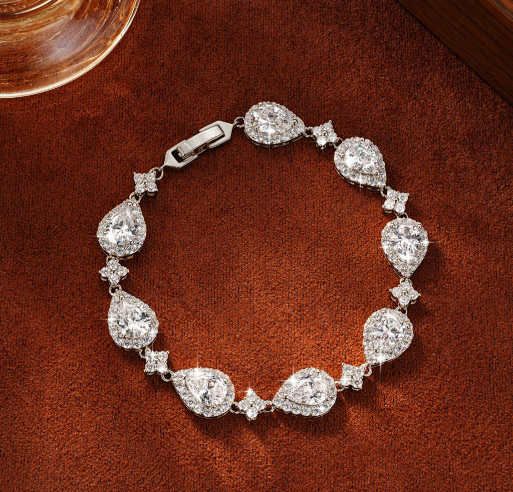 14K Gold Fine Jewelry Bracelet & Bangle