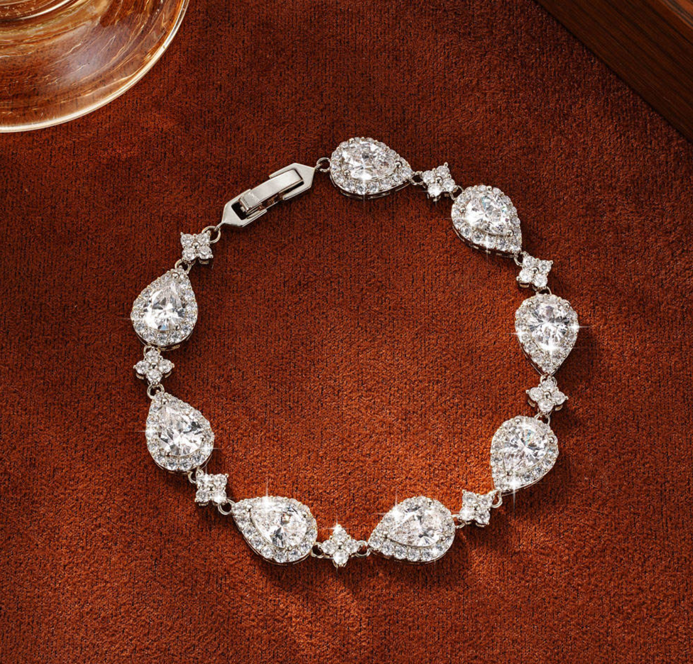 14K Gold Fine Jewelry Bracelet & Bangle