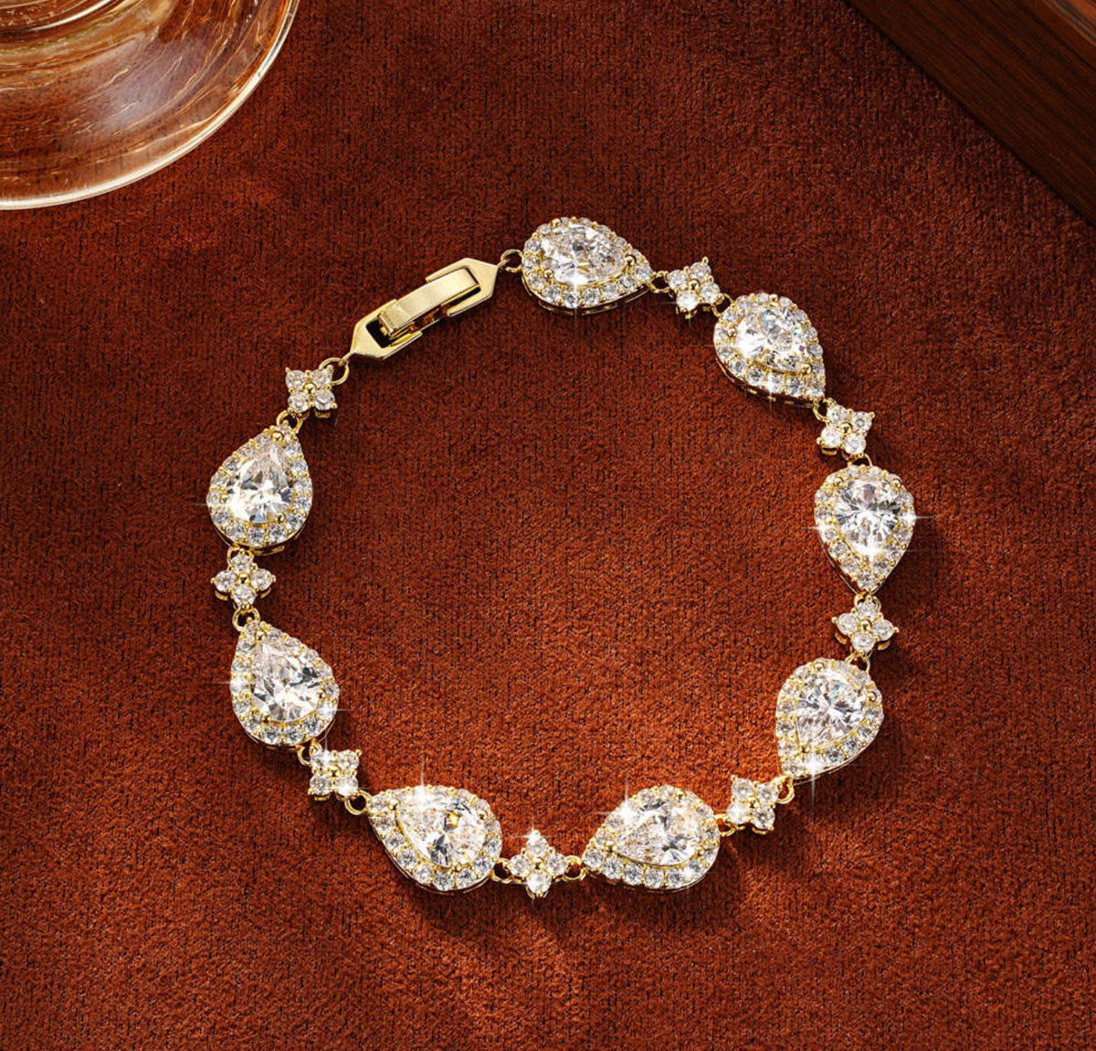14K Gold Fine Jewelry Bracelet & Bangle